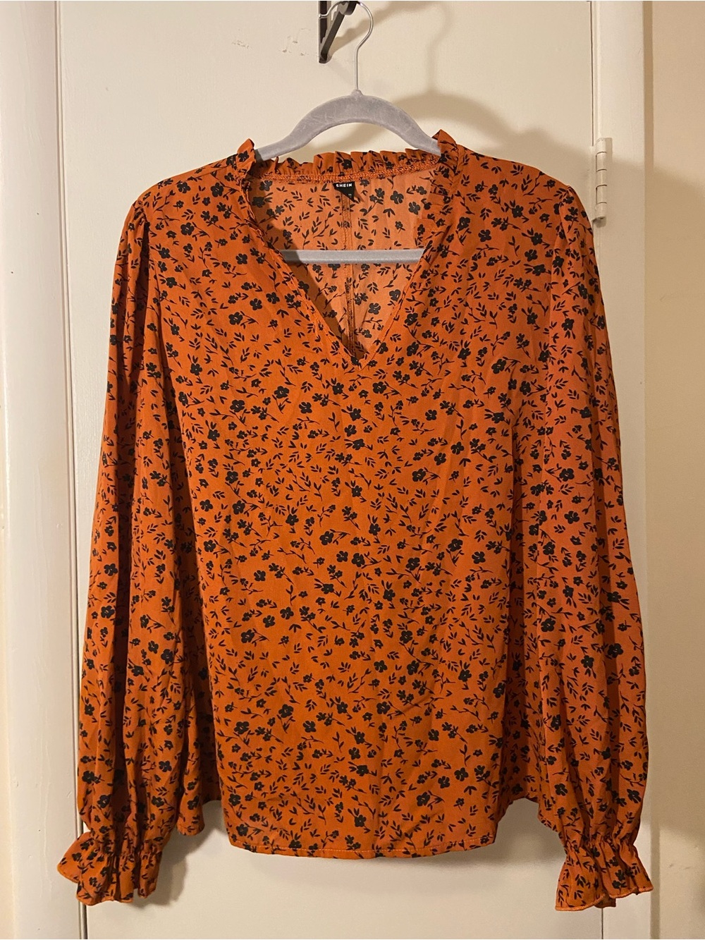 SHEIN Orange V-Neck Floral Ruffle Cuff Blouse